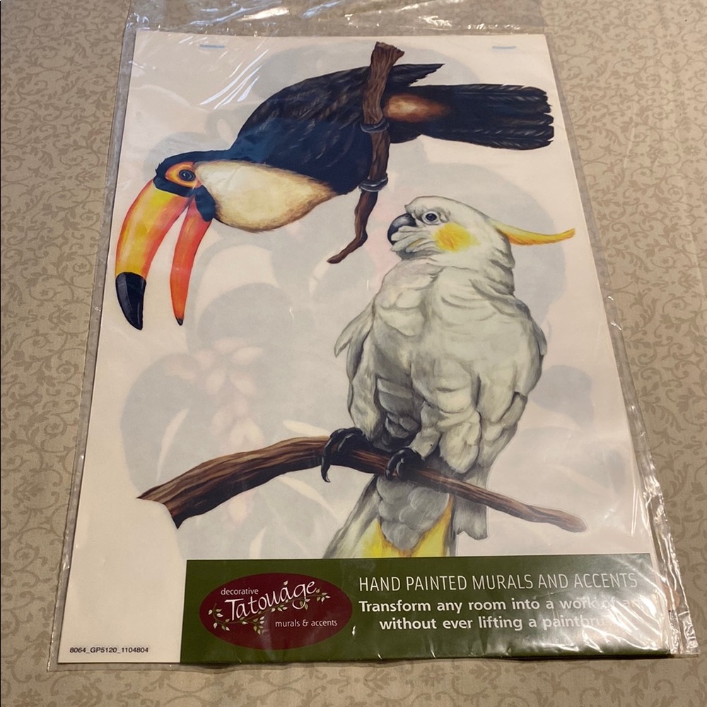 Decorative Bird Painted Wall Rub on Mural - Multicolor